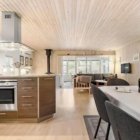 84132-ebeltoft-laerkevej-80 *