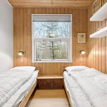 84132-ebeltoft-laerkevej-80 بيت للعطل *