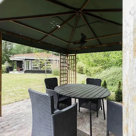 84132-ebeltoft-laerkevej-80 Vakantiehuis *